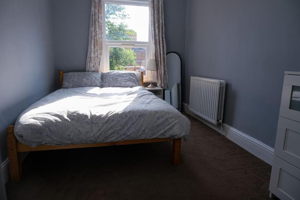 4 Bedroom House In Turnpike Lane/Wood Green Λονδίνο Εξωτερικό φωτογραφία